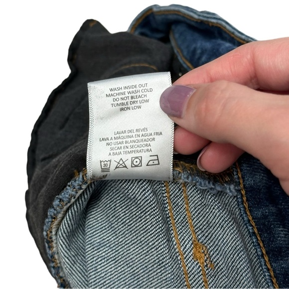 Ms. Cello Distressed Blue Jeans - Women’s Size 14 - Picture 4 of 5